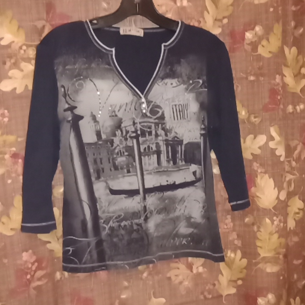 Black Canyon clothing company top for women.